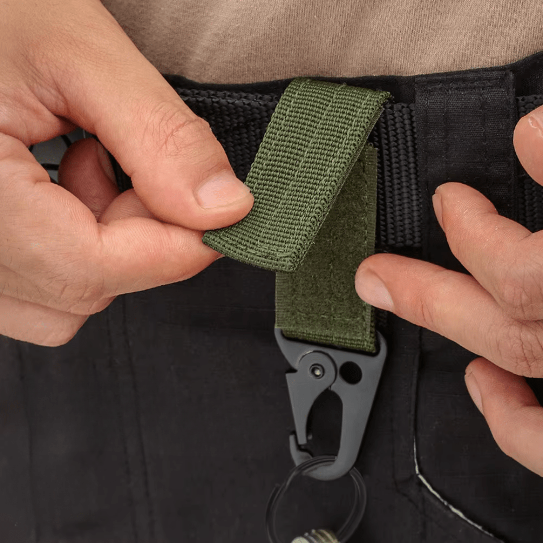 Tactical Carabiner - Rovix - Tactical Gear Accessory -
